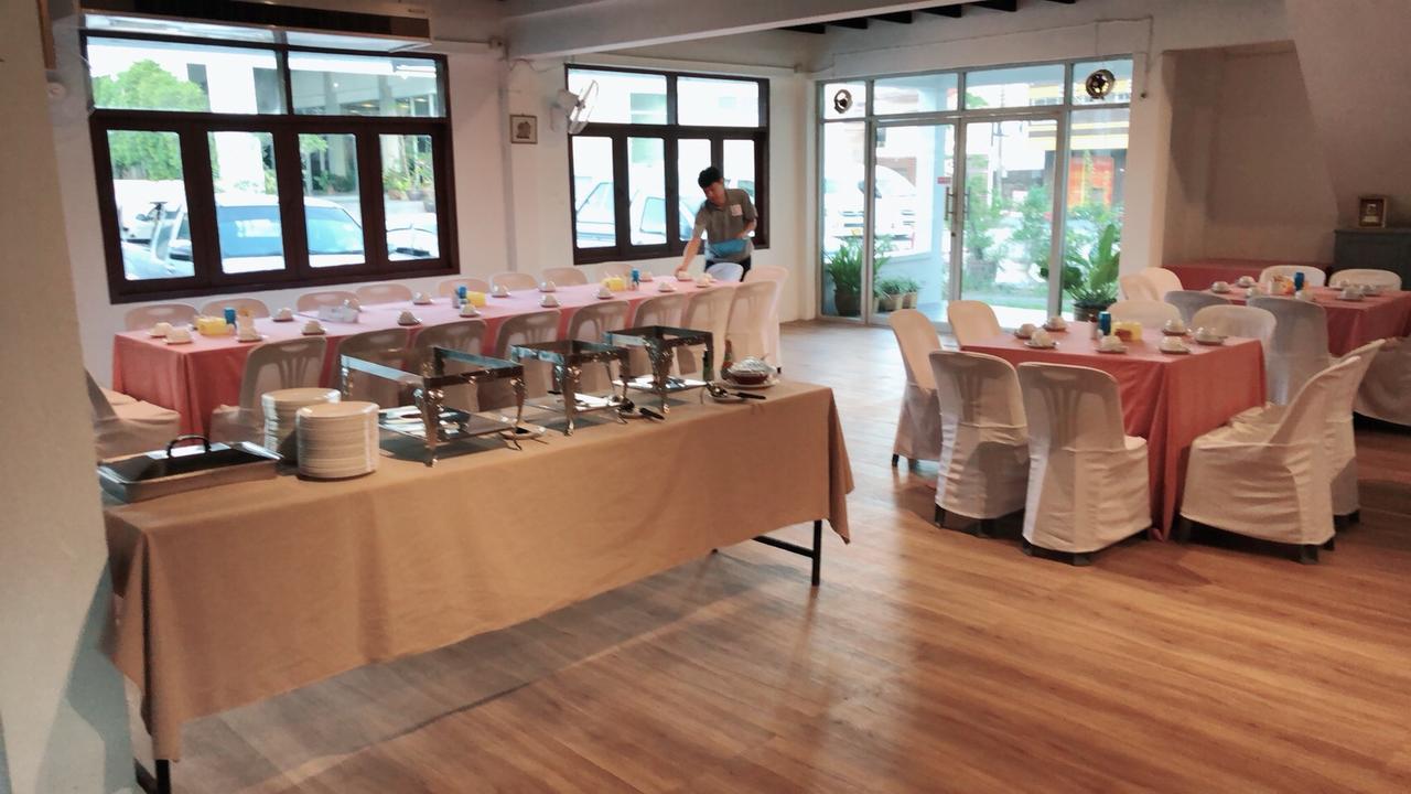 신키앗 타니 호텔 사툰 외부 사진